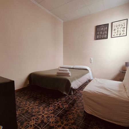 Pension Benavente Ap-7 3Min Coche Playa 5 Min Self Check-In 24H 몬코파르 외부 사진