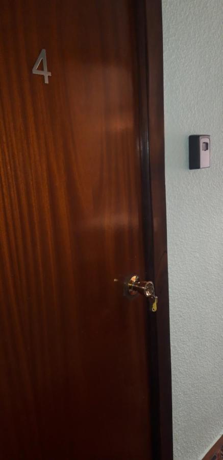 Pension Benavente Ap-7 3Min Coche Playa 5 Min Self Check-In 24H 몬코파르 외부 사진
