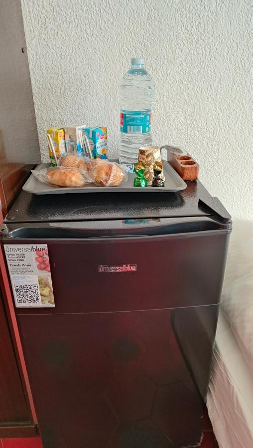 Pension Benavente Ap-7 3Min Coche Playa 5 Min Self Check-In 24H 몬코파르 외부 사진