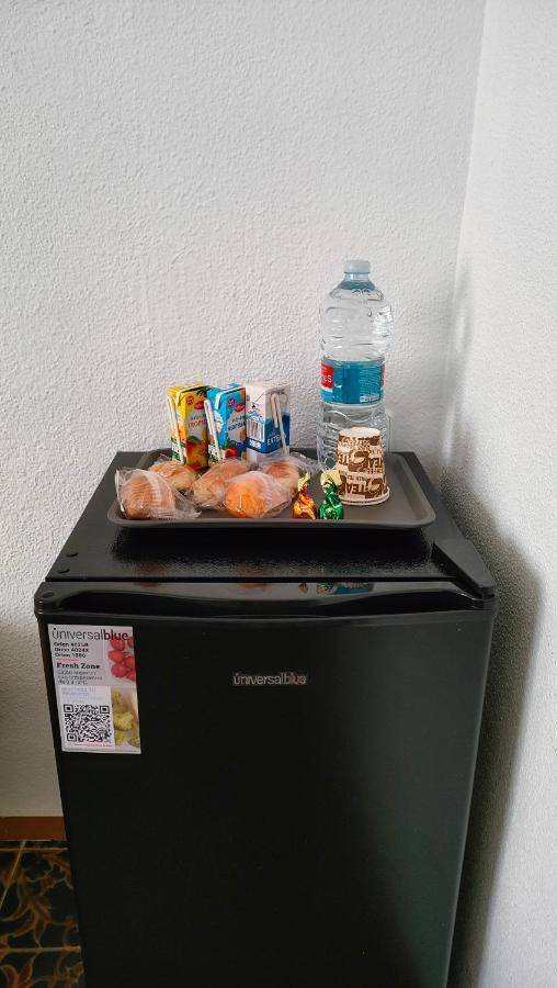Pension Benavente Ap-7 3Min Coche Playa 5 Min Self Check-In 24H 몬코파르 외부 사진